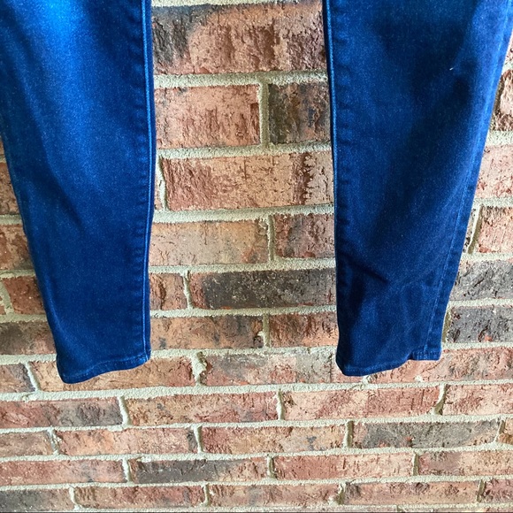 { AEO } Dark Wash Skinny Hi-Rise Jegging Jeans - Picture 6 of 9